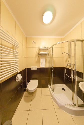 Amadeus Hotel Zielona Gora Экстерьер фото