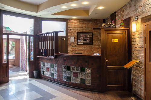 Amadeus Hotel Zielona Gora Экстерьер фото